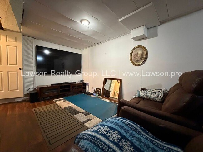 Building Photo - Gorgeous Classic Cave Spring Colonial in S...