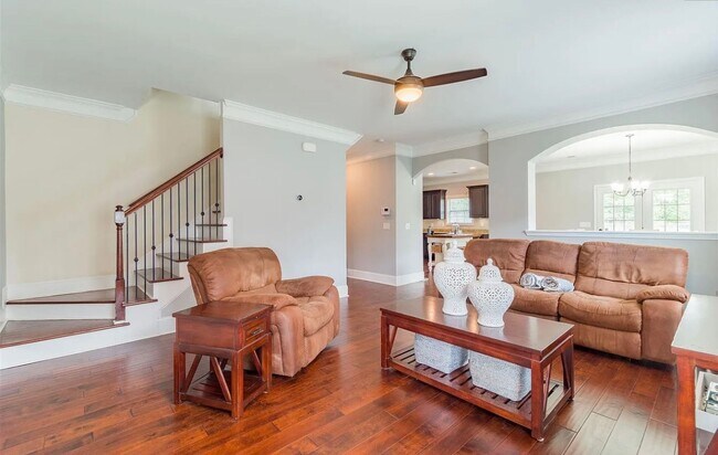 Building Photo - Stunning 3 Bedroom, 2.5 Bathroom- Concord Park in Cayce! Available July 2026!