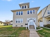 Building Photo - 852 N Rebecca Ave
