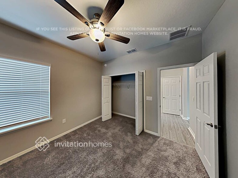 Building Photo - 165 St Thomas Dr