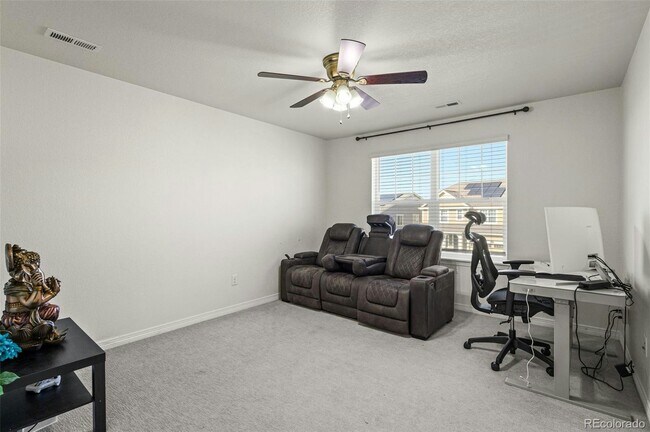 Building Photo - 14874 Chicago St