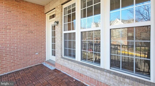Building Photo - 12185 Abington Hall Pl