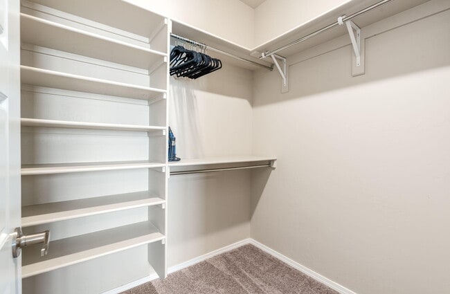 Building Photo - 2313 Melon Ridge Loop NE