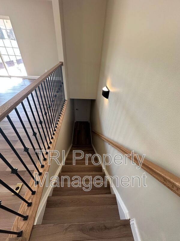 Building Photo - 3037 Antelope Rd