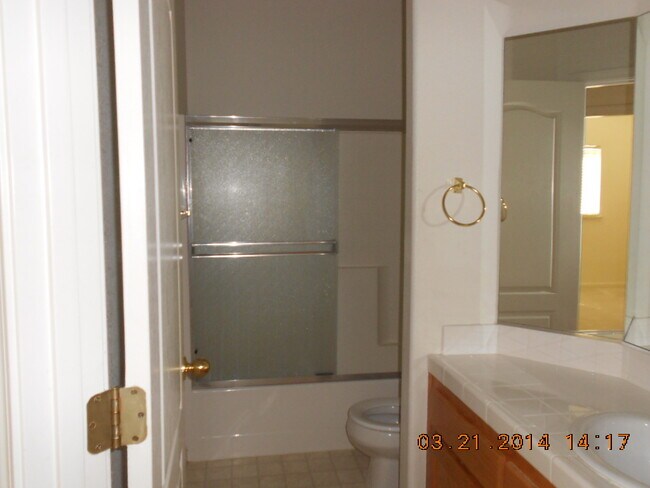 Building Photo - 238 N Adler Ave