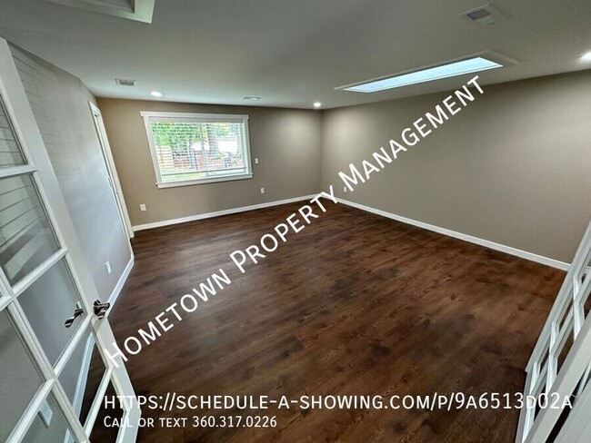 Building Photo - 2809 Timber Ct SE