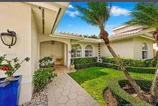 Building Photo - 15770 SW 141st Ct