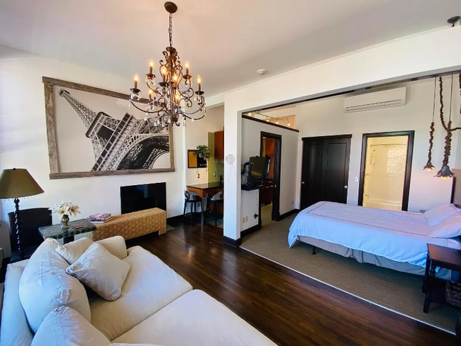 Building Photo - 12 W Poplar Ave