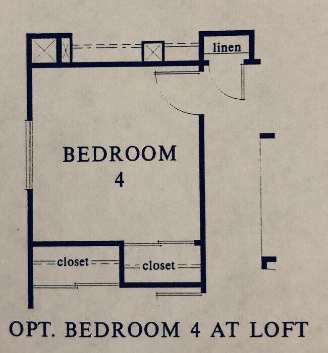 upstairs bedroom 4 - 504 Robins Pl