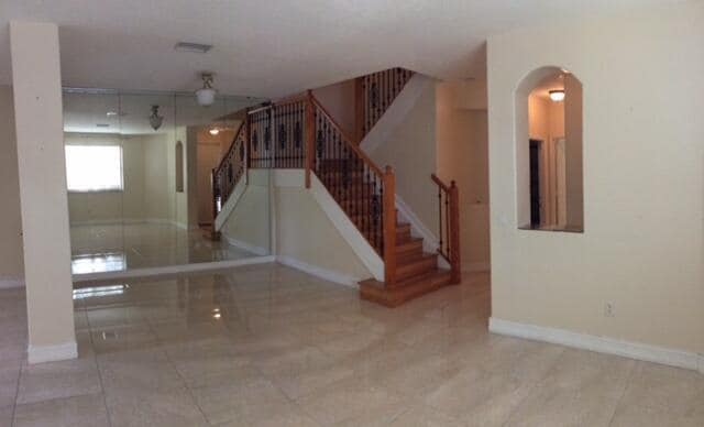 Building Photo - 2279 Shoma Dr