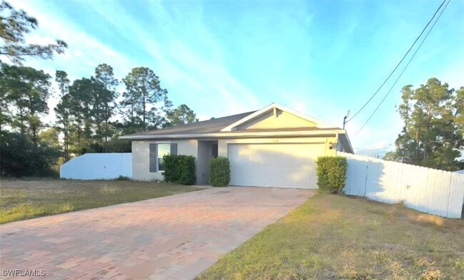 Building Photo - 3002 37th St SW