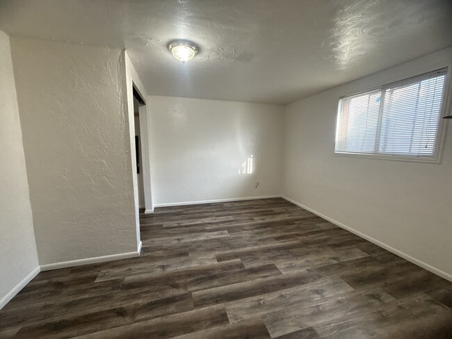 Building Photo - 3085 W 5685 S