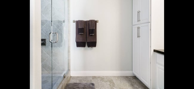 Building Photo - 436 Sierra Madre S