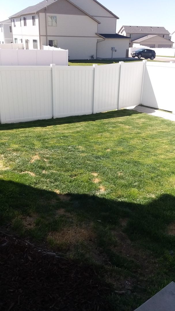 Building Photo - 3 Bedroom 2.5 Bathroom Townhouse in Saddle Ridge!!!