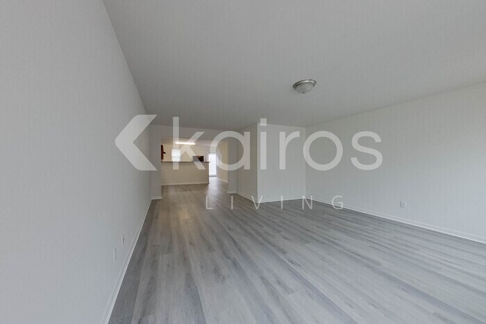 Building Photo - 114 Tybo Dr