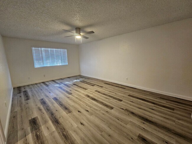 Building Photo - Updated 4BR Home | Pool + 2 Car Garage | Single Level