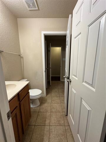 Building Photo - 139 Overland Tr
