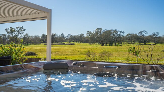 Building Photo - 9520 Wellington Cir