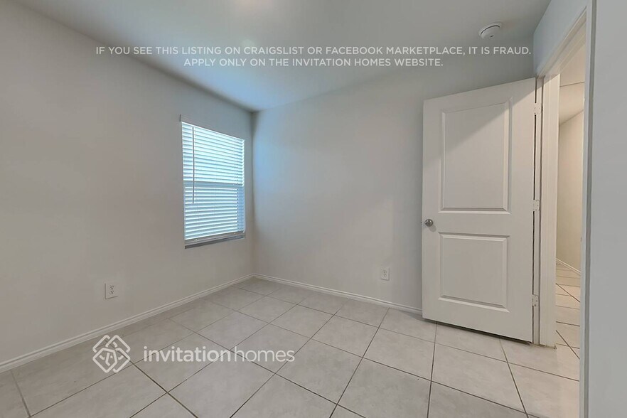 Building Photo - 3018 Wallace Wls Ct