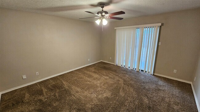 Building Photo - 2827 Thorne Creek Ln