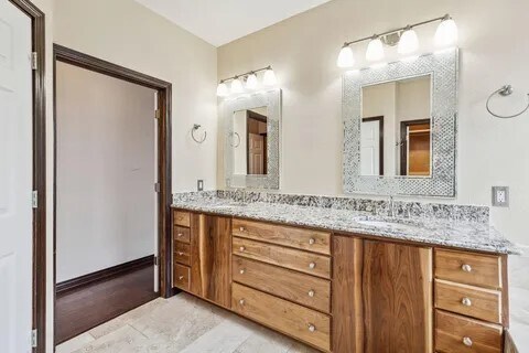 Building Photo - 1117 Bridle Latch Dr