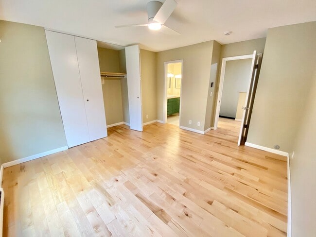 Building Photo - 180 Ledgewood Cir