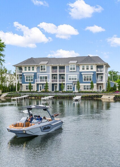 Primary Photo - Mystic Cove - Luxury Lakefront Living