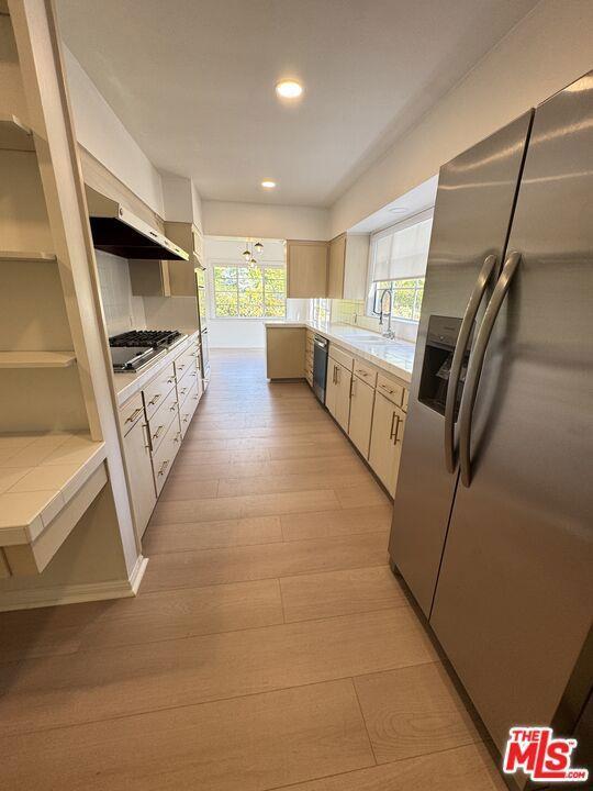 Building Photo - 813 Cinthia St