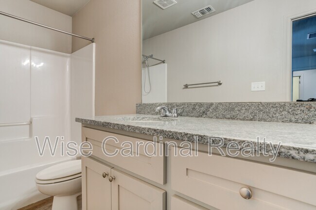 Building Photo - 17815 Private Rd 2160