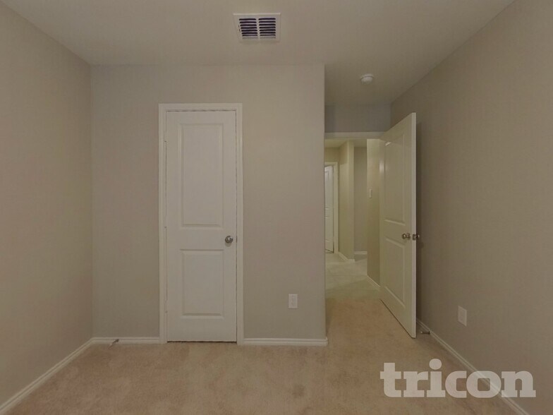 Building Photo - 11828 Mancos Trl