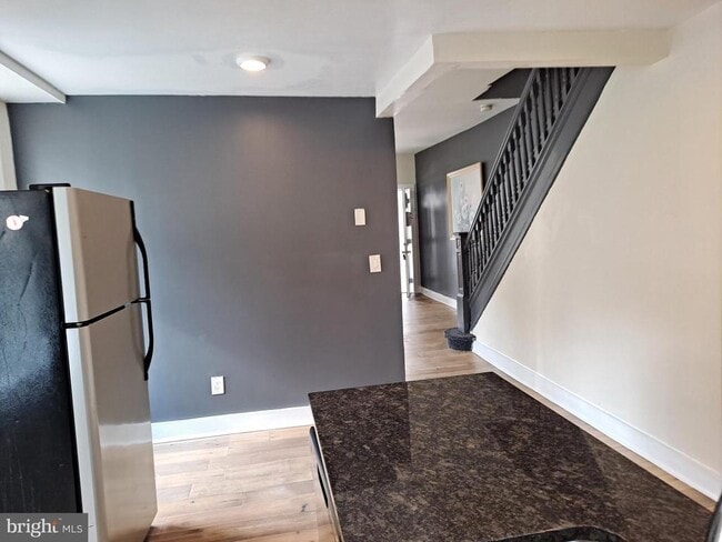 Building Photo - 1100 Green St