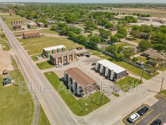 Building Photo - 406 Noble Ave