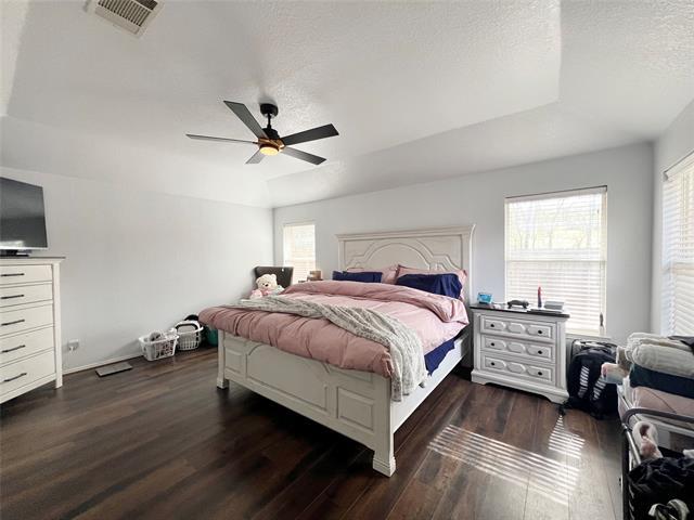 Building Photo - 717 Ridgehill Dr