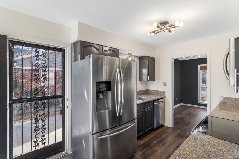 Building Photo - 7004 Hillshire Dr