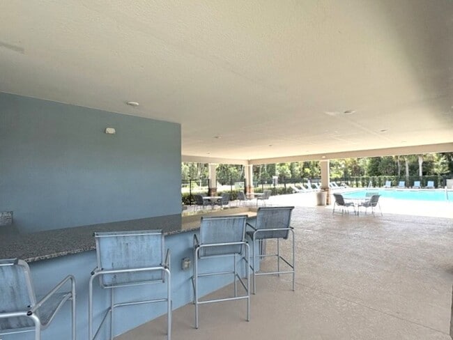 Building Photo - Gorgeous 2 Bedroom Home with Office!