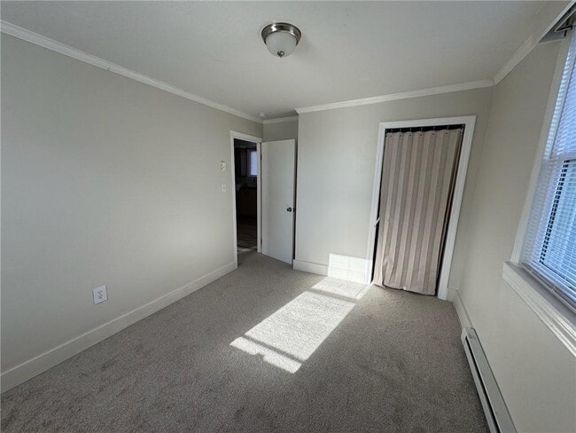 Building Photo - 33 Saint Elizabeth St