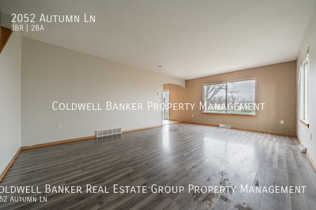 Building Photo - 2052 Autumn Ln