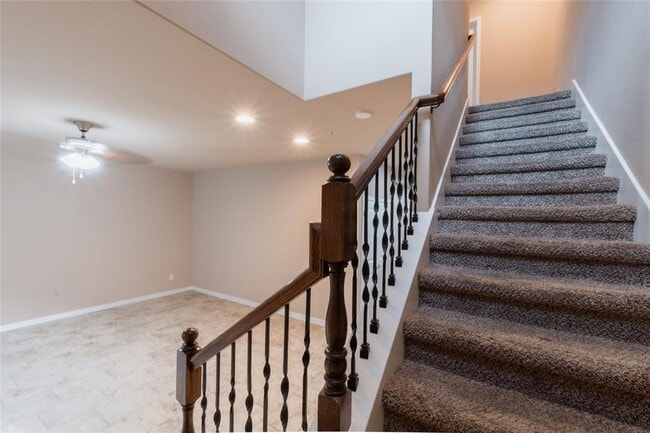 Building Photo - 7220 Wyoming Springs Dr