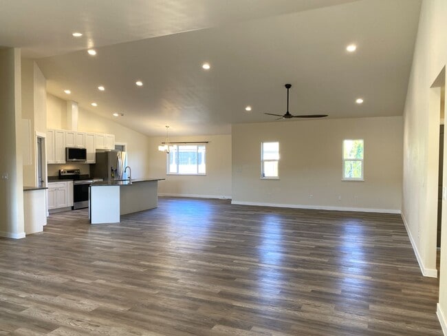 Building Photo - New Construction in Dallesport