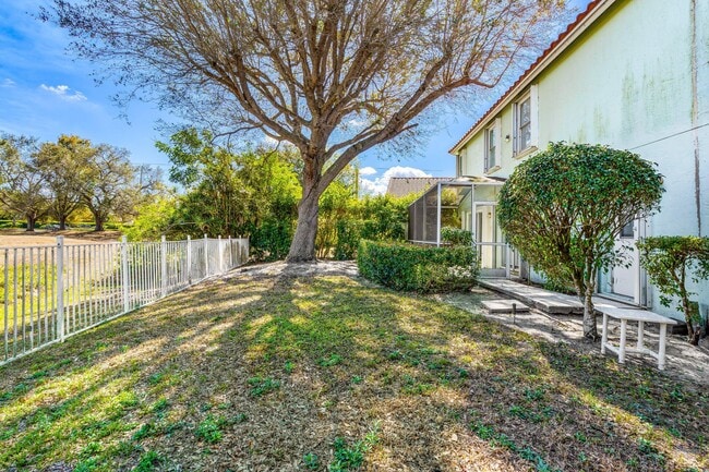 Building Photo - 2746 Linkside Dr