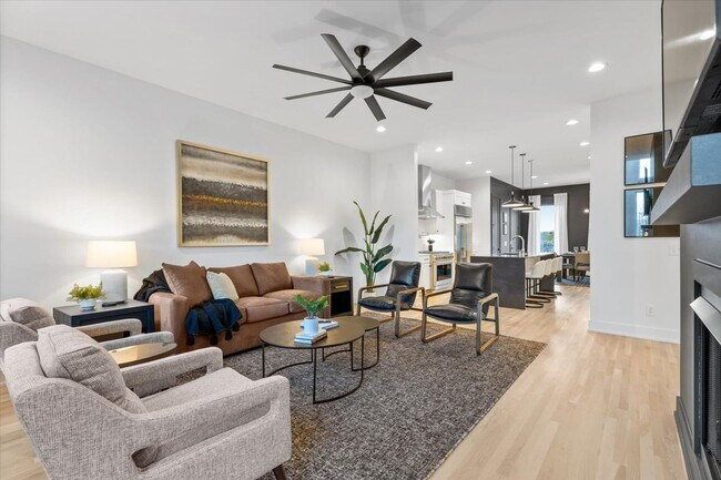 Building Photo - The Best Address in Germantown — Fully Furnished Executive Townhome, Move-In Ready | $8,995/Mo