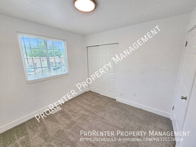 Building Photo - 2575 N 1100 W