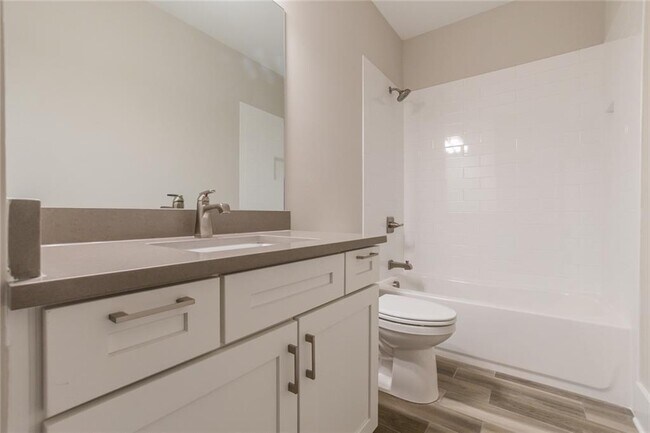 Building Photo - 4133 Wisconsin Dr