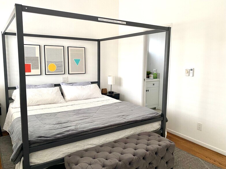 Building Photo - 5401 Slauson Ave