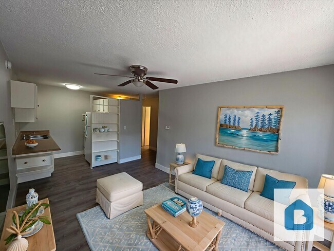 Building Photo - 233 E Arvada St