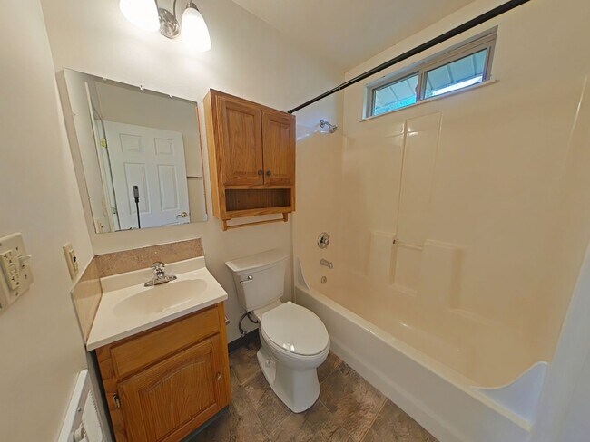 Building Photo - FALL SPECIAL ~ $1150 OFF FIRST MONTH RENT