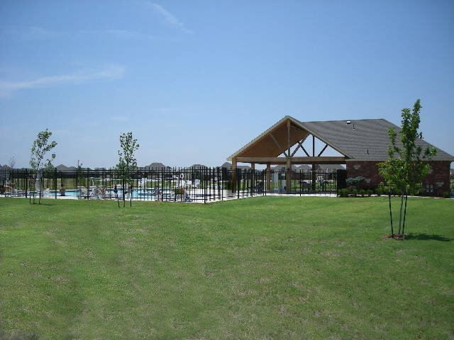 Building Photo - 12221 Biltmore Dr