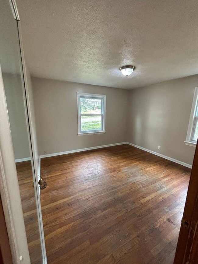 Building Photo - Newly Renovated 3 Bedroom Home – Section 8...