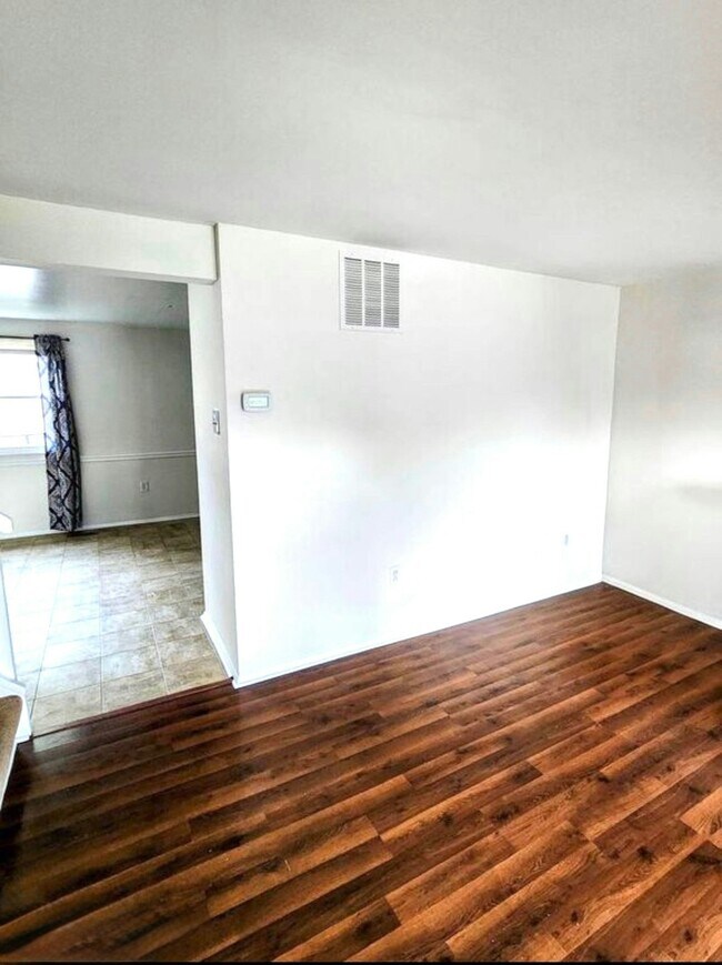 Building Photo - 12325 Boncrest Dr