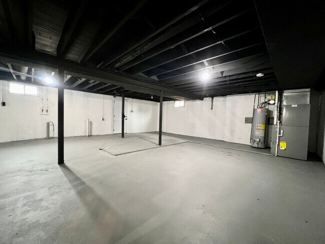 Building Photo - 1120 Gilbert Ave